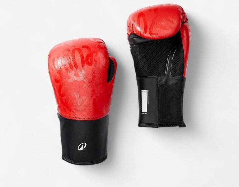 kids-boxing-gloves-red-domyos-8851681.jpg Kids' Boxing Gloves - Red