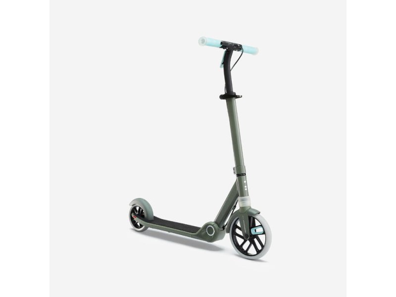 kids-scooter-m900-khaki-green-light-blue-accents-oxelo-8733846.jpg Kids' Scooter M900 - Khaki Green/Light Blue Accents