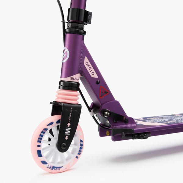 mid-5-kids-scooter-with-handlebar-brake-and-suspension-purple-oxelo-8520770-3.jpg Mid 5 Kids' Scooter with Handlebar Brake and Suspension - Purple